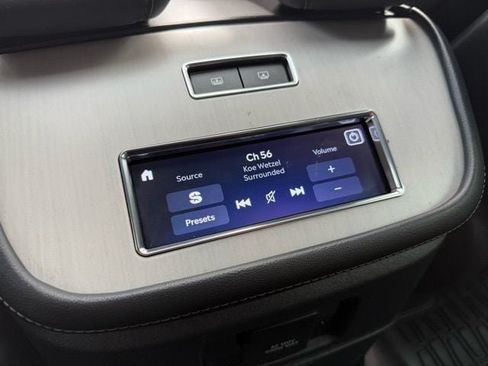Used 2025 Lincoln Navigator Reserve w/ Jet Appearance Package AWD/4WD image 23