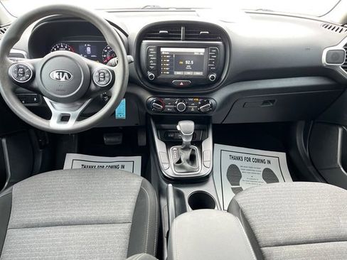 Used 2021 Kia Soul S image 6