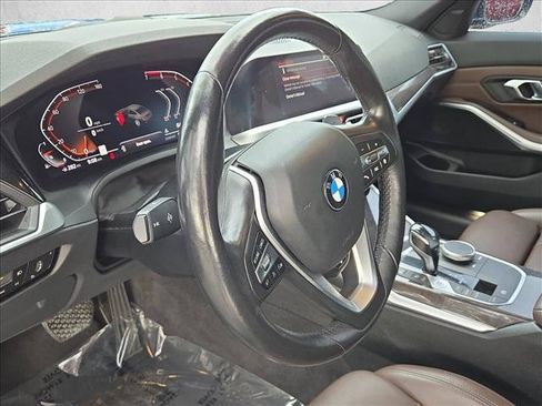 Used 2019 BMW 330i xDrive Sedan AWD/4WD image 10