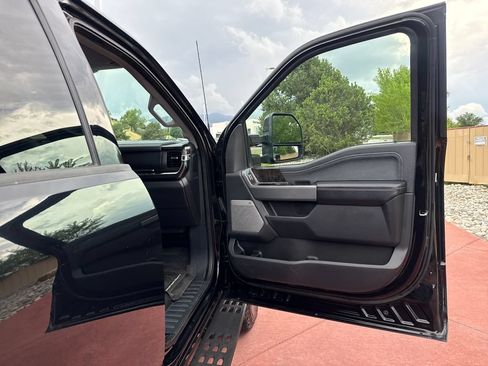 Used 2023 Ford F250 Lariat w/ Tremor Off-Road Package AWD/4WD image 26