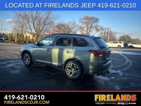 Used 2016 Mitsubishi Outlander SEL image 14