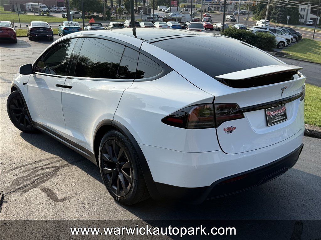 Used 2022 Tesla Model X AWD/4WD image 11