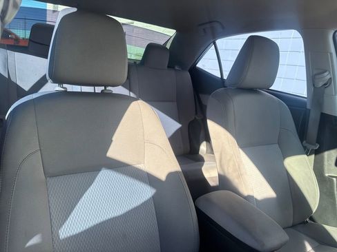 Used 2015 Toyota Corolla LE image 16