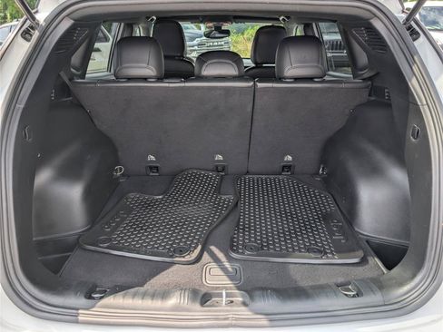 Used 2023 Jeep Compass Trailhawk AWD/4WD image 14