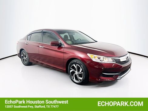 Used 2017 Honda Accord LX image 1