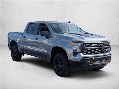 Used 2025 Chevrolet Silverado 1500 Custom Trail Boss AWD/4WD image 3