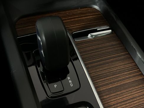 Used 2023 Volvo XC60 B5 Plus w/ Protection Package image 23