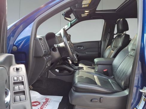 Used 2022 Nissan Frontier PRO-4X w/ Pro-4X Premium Package AWD/4WD image 15