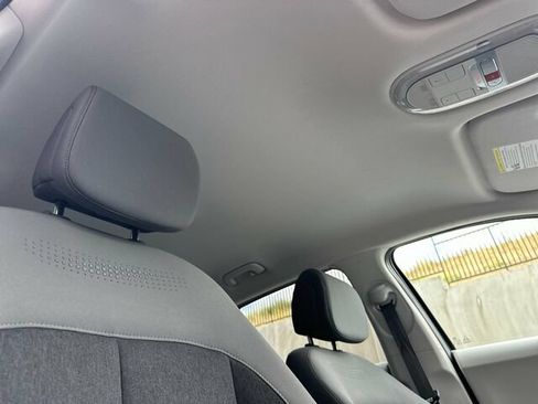 Used 2025 Hyundai Ioniq 5 SE RWD image 20