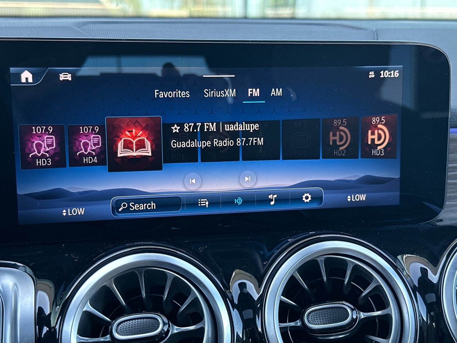 Certified 2026 Mercedes-Benz GLB 250 4MATIC image 19