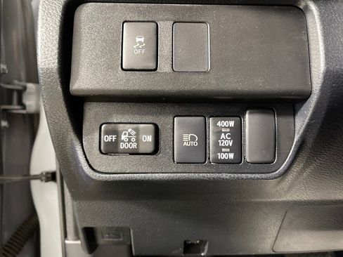 Certified 2020 Toyota Tacoma TRD Off-Road w/ Technology Package image 28