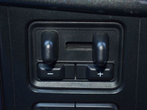 Certified 2022 Ford F150 XLT w/ Equipment Group 302A High image 32