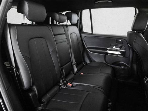 New 2026 Mercedes-Benz GLB 250 4MATIC image 22