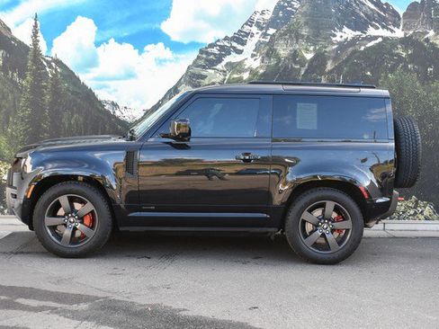 Used 2021 Land Rover Defender 90 X image 7