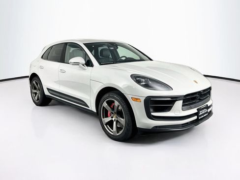 Certified 2024 Porsche Macan S AWD/4WD image 7