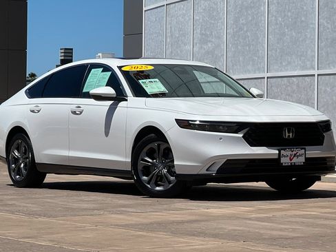 Used 2025 Honda Accord EX-L image 2
