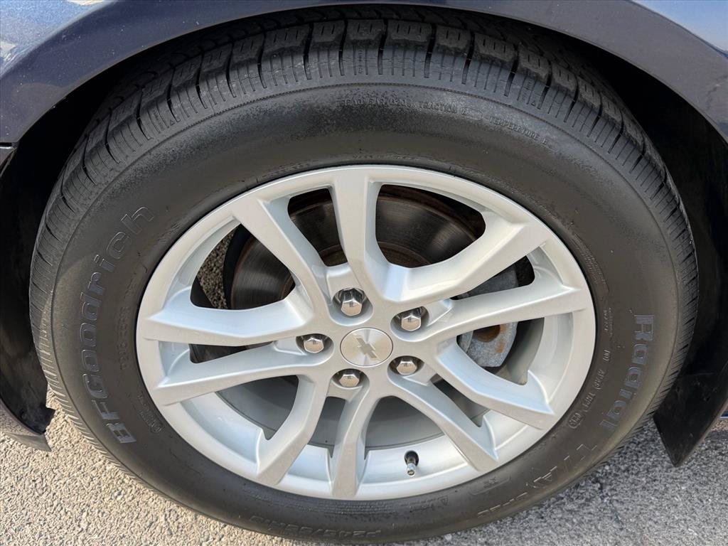 Certified 2015 Chevrolet Camaro LT RWD image 4