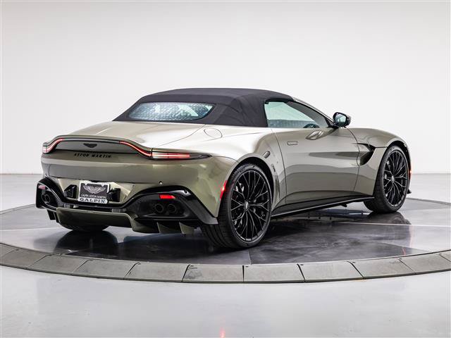 Used 2023 Aston Martin V8 Vantage Roadster RWD image 17