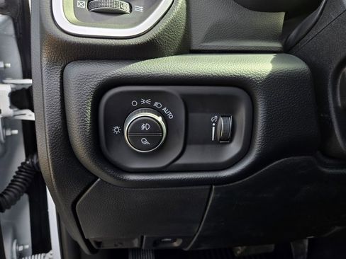 New 2026 RAM 2500 Big Horn AWD/4WD image 13