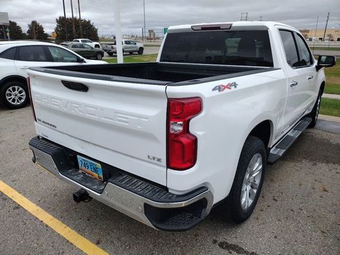 Used 2023 Chevrolet Silverado 1500 LTZ AWD/4WD image 8