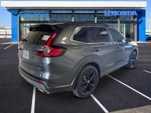 Used 2024 Honda CR-V Sport Touring image 2