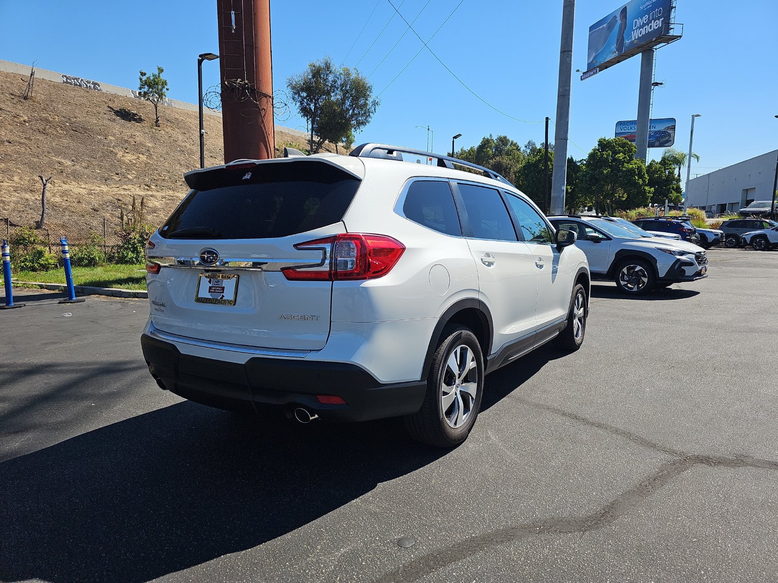 Used 2025 Subaru Ascent Premium AWD/4WD image 7