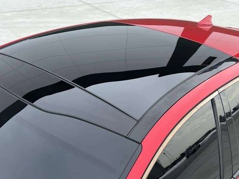 Used 2018 Kia Stinger GT2 image 13