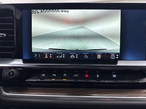 New 2026 Chevrolet Silverado 1500 RST w/ RST All Star Premium Package AWD/4WD image 18