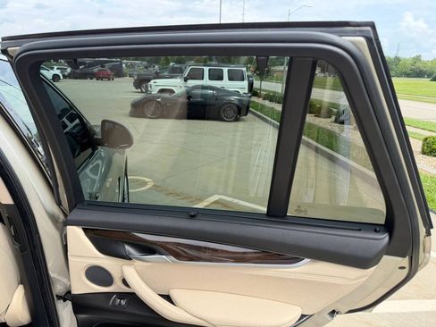 Used 2016 BMW X5 xDrive35d AWD/4WD image 26
