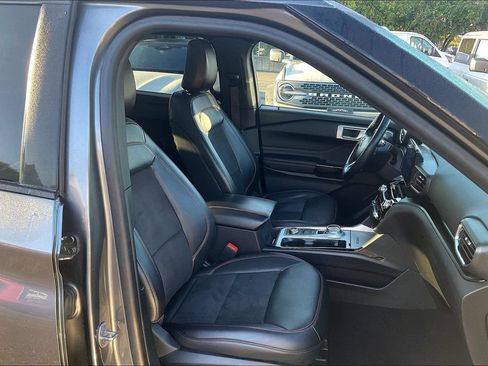 Used 2024 Ford Explorer ST-Line w/ Class IV Trailer Tow Package AWD/4WD image 6