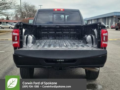 Used 2024 RAM 3500 Laramie AWD/4WD image 20