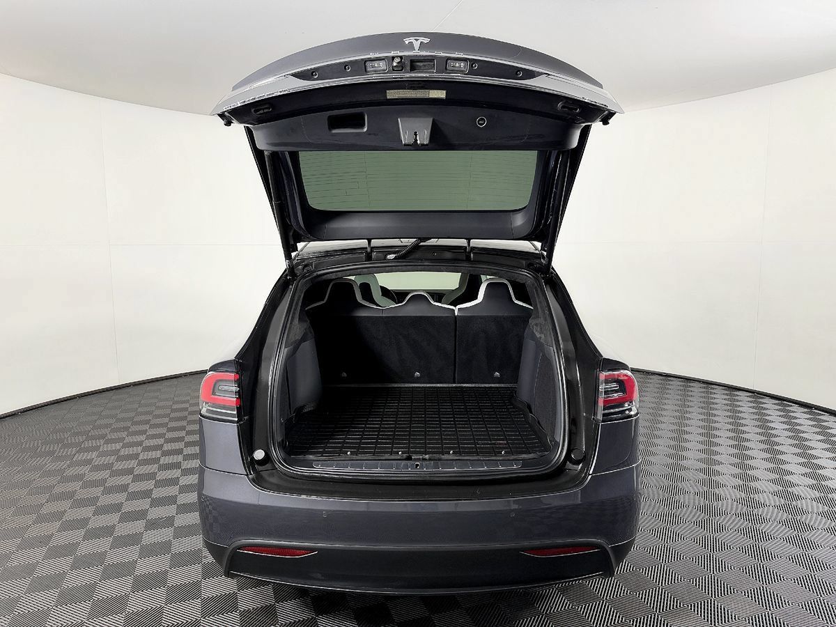 Used 2018 Tesla Model X 75D AWD/4WD image 14