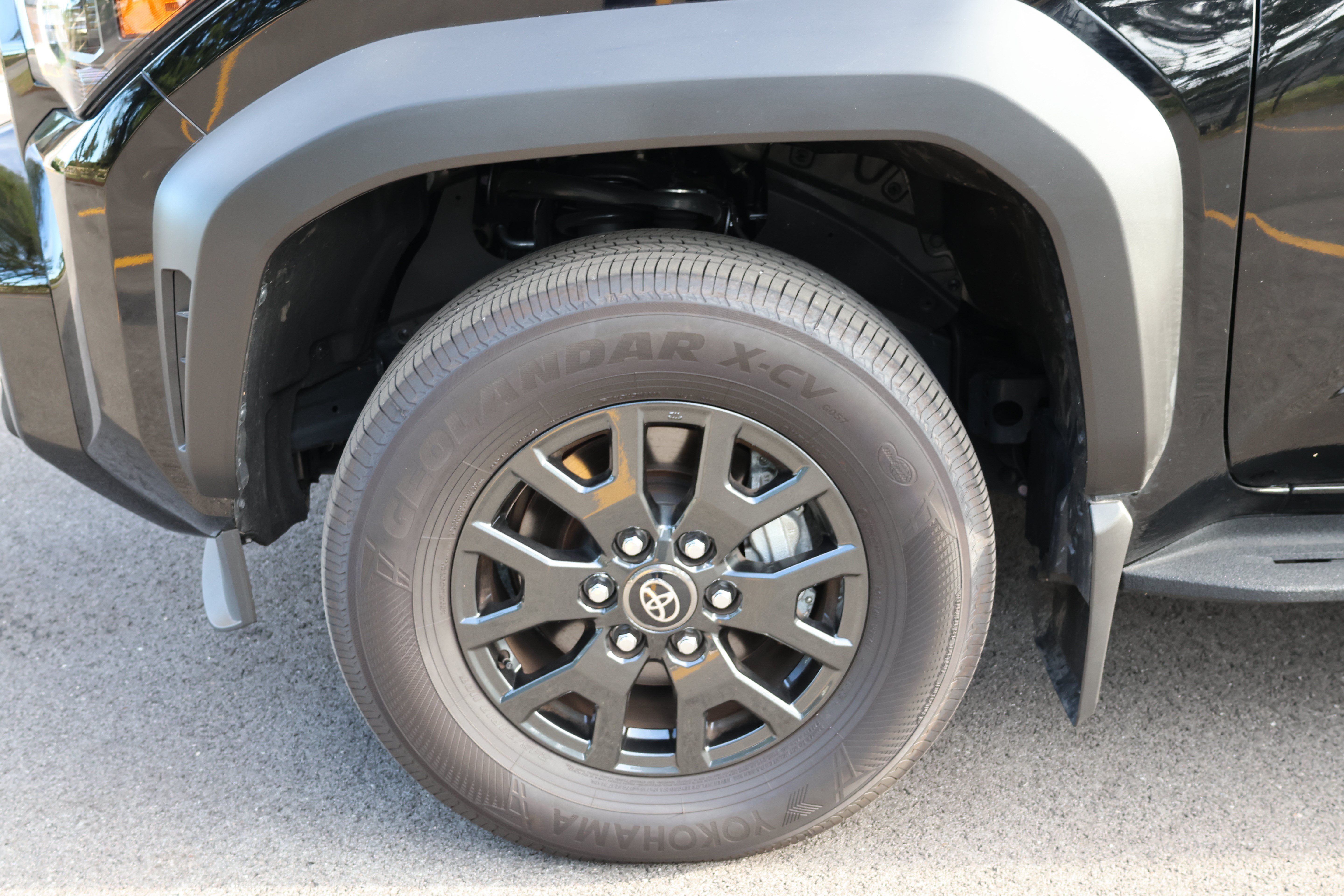 Used 2026 Toyota 4Runner SR5 AWD/4WD image 9