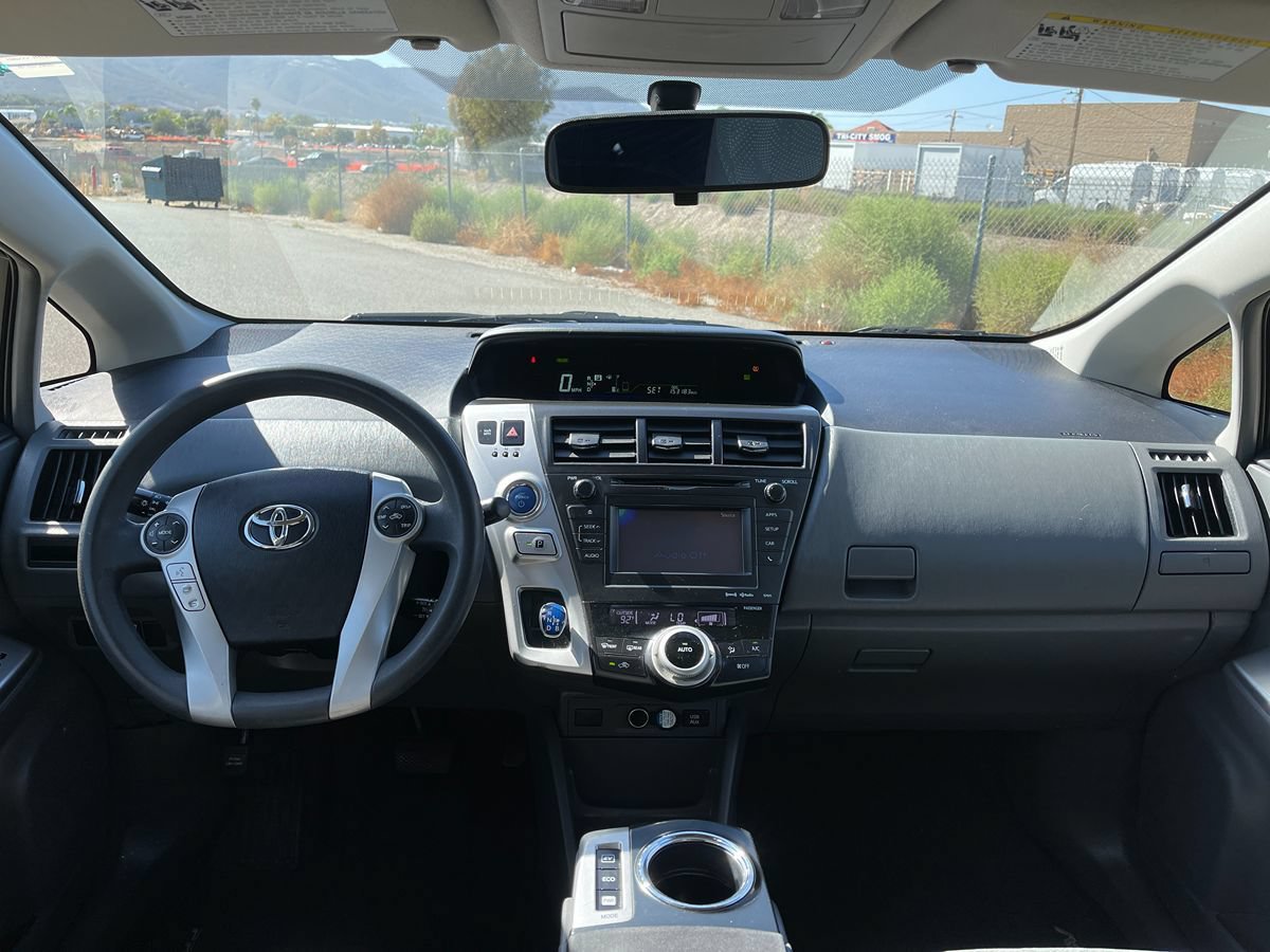 Used 2014 Toyota Prius V Three FWD image 10