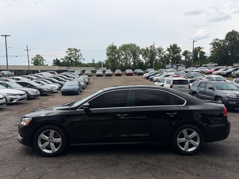 Used 2014 Volkswagen Passat 1.8T Wolfsburg Edition FWD image 6