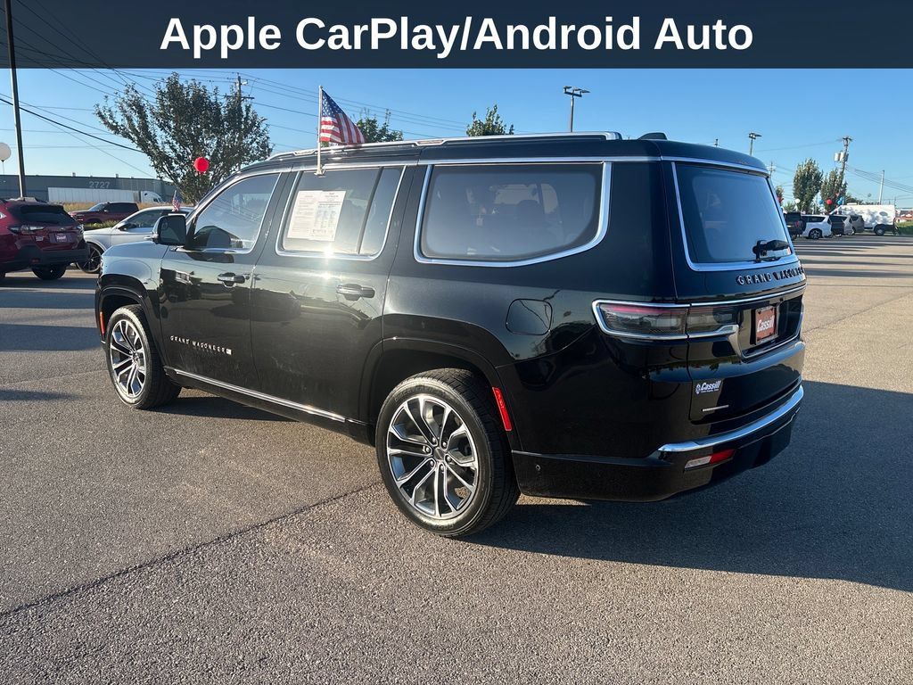 Used 2022 Jeep Grand Wagoneer Series III AWD/4WD image 3