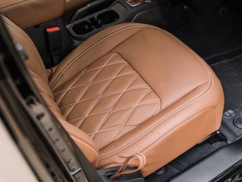 Used 2025 Jeep Gladiator Rubicon w/ Safety Group image 77