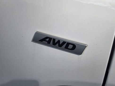 Used 2022 Hyundai Kona SEL w/ Convenience Package AWD/4WD image 9