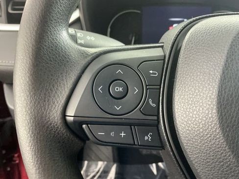 Used 2023 Toyota RAV4 XLE w/ Convenience Package image 27