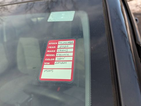 Used 2020 Chevrolet Equinox LS image 30