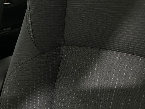 Used 2018 Toyota C-HR XLE image 16