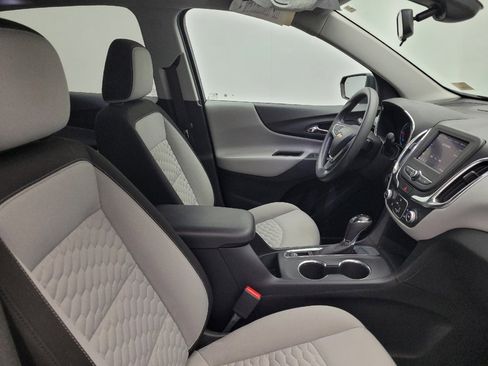 Used 2020 Chevrolet Equinox LT FWD image 21