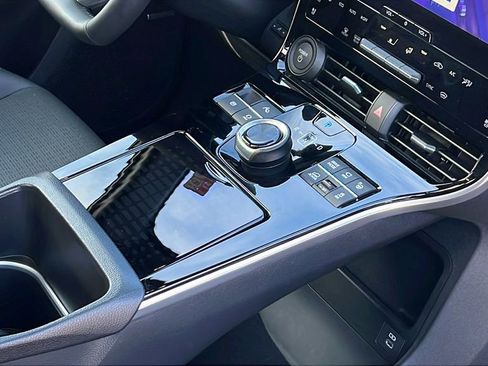 Certified 2024 Subaru Solterra Touring w/ Touring Package image 15