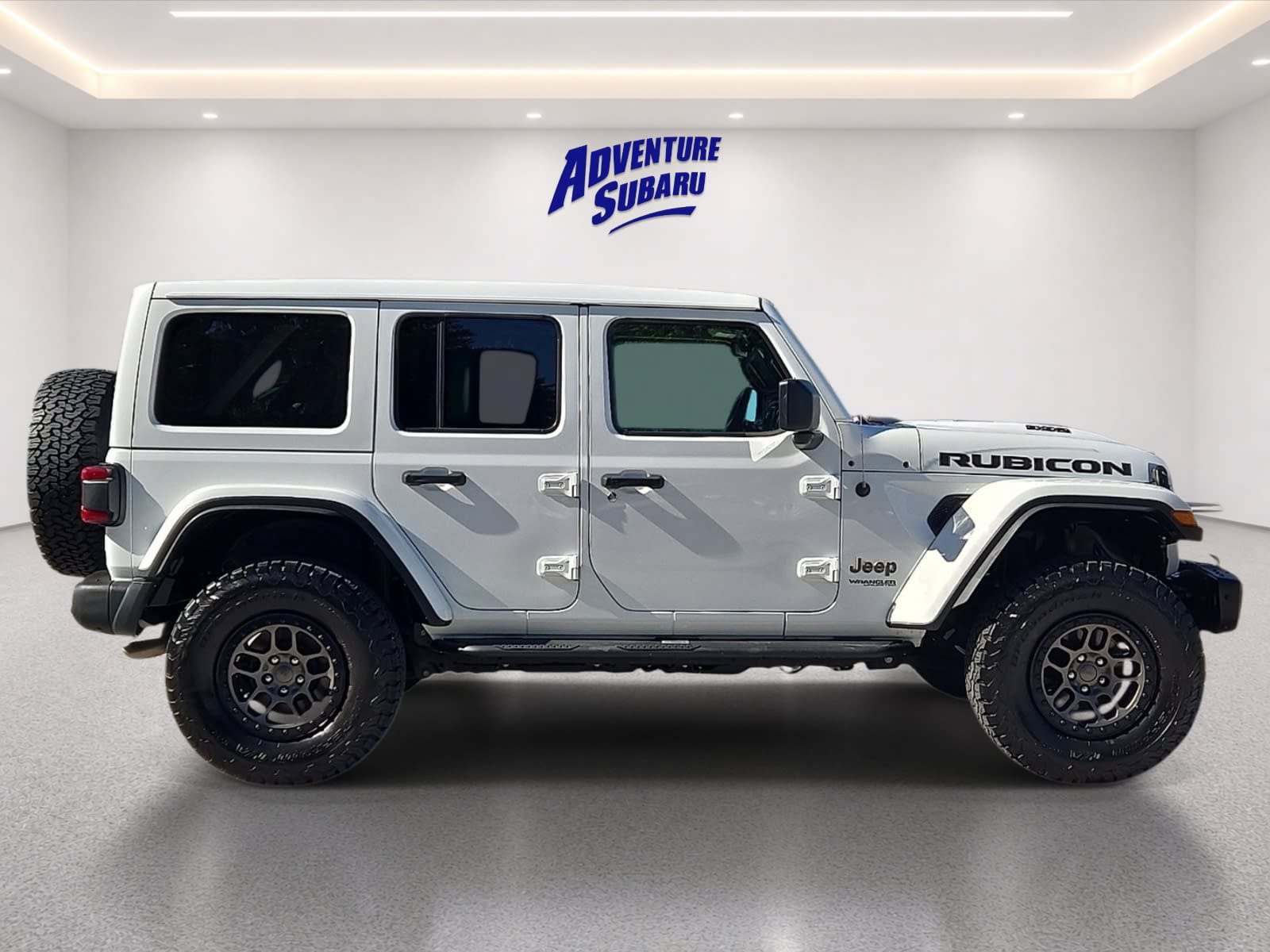 Used 2022 Jeep Wrangler Unlimited Rubicon w/ Xtreme Recon 35" Tire Package AWD/4WD image 7