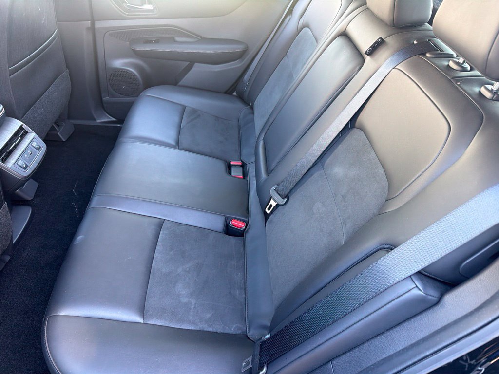 Used 2024 Nissan Ariya FWD image 11