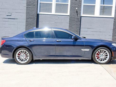 Used 2012 BMW 750i xDrive AWD/4WD image 6