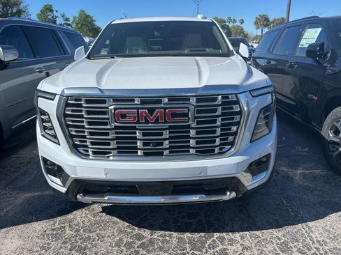 New 2026 GMC Yukon Denali image 2