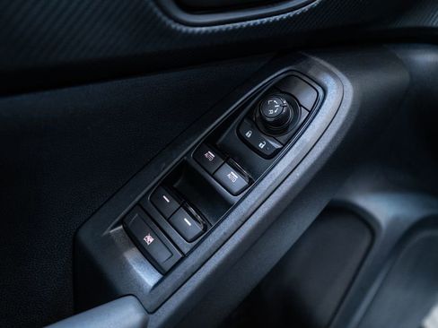 Used 2024 Subaru Crosstrek 2.0i Premium image 21