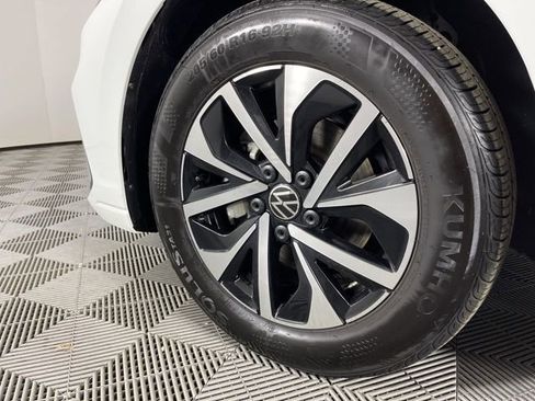 Used 2025 Volkswagen Jetta S image 12