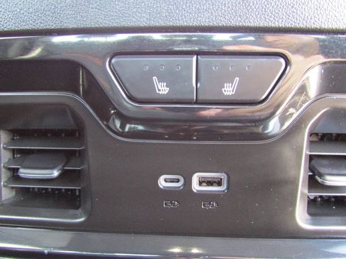 Used 2025 GMC Sierra 1500 AT4 AWD/4WD image 45